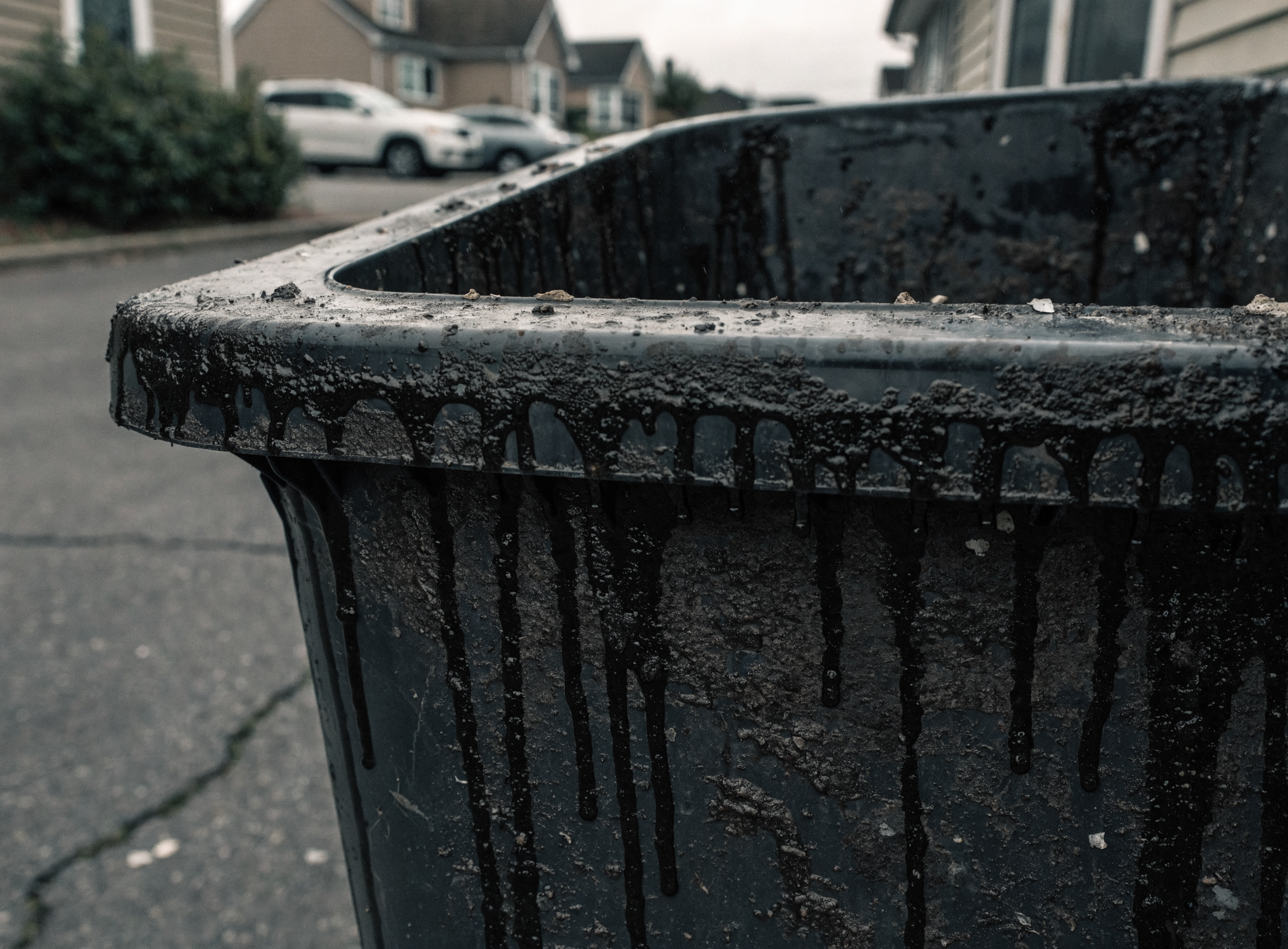 Dirty bin